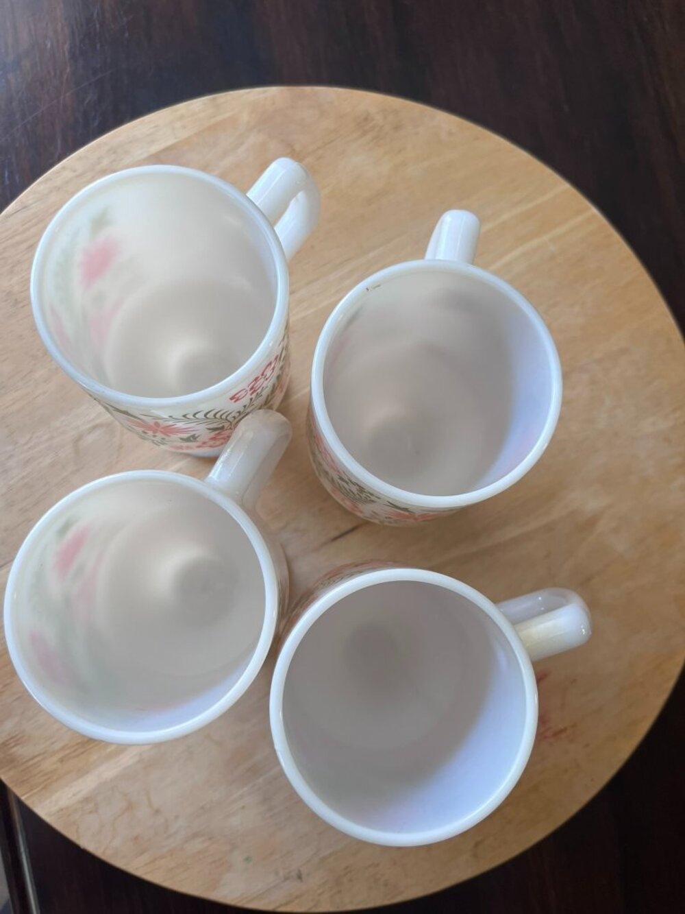 Set of 4 Vintage Anchor Hocking Fire-King Primrose Milk Glass Mugs - Picture 7 of 14